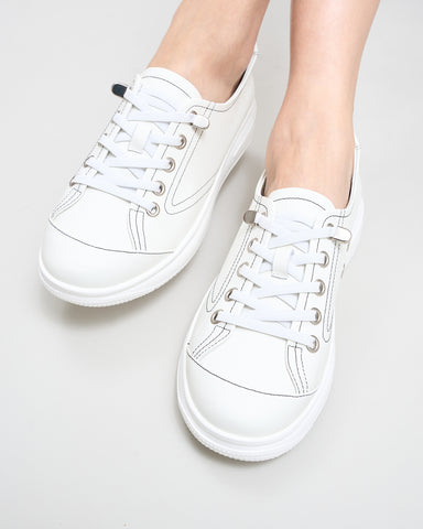 Cara Sneakers