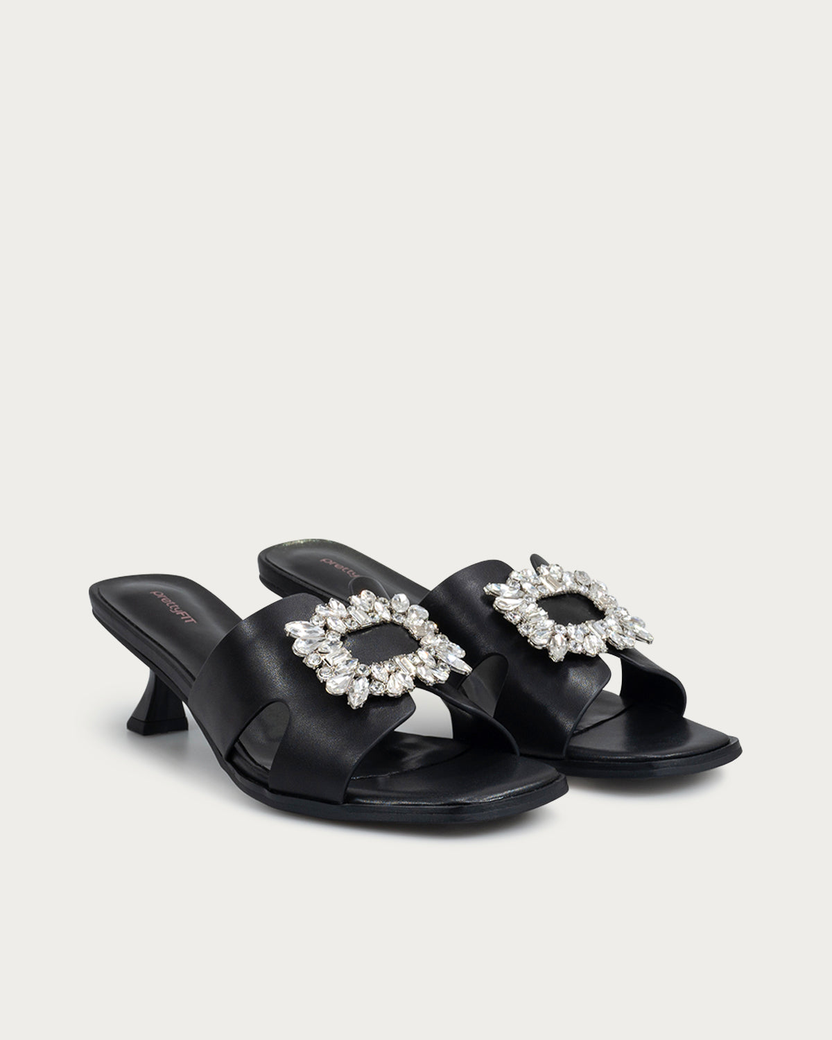 Yvie Sandals