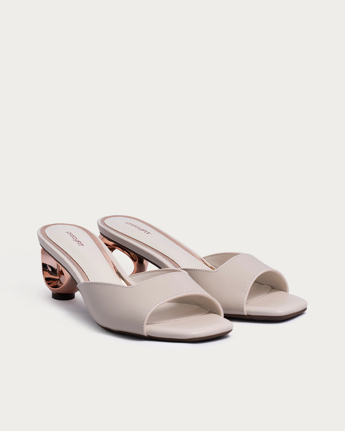 Zoria Sandals